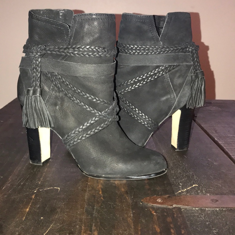 Vince camuto black booties